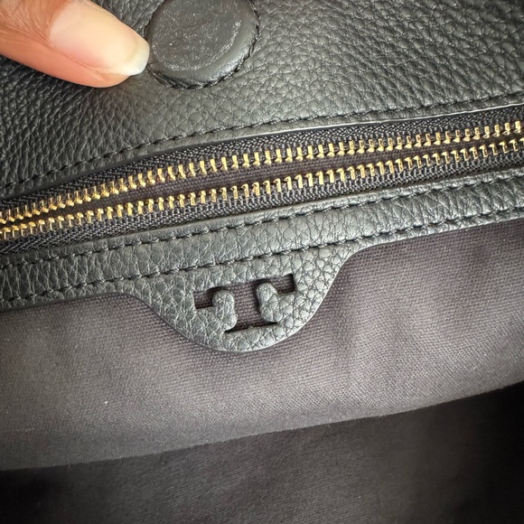 Tory Burch Black Leather Shoulder Bag with Gold Accent - Picture 6 of 16